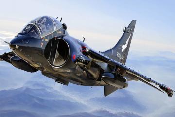 开云体育中国-拉文狂飙39分撕裂防线！步行者团队篮球完胜勇士巨头阵容