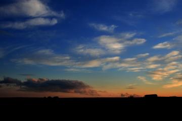 开云下载-拉梅洛末节狂飙19分！奇才终结尼克斯七连胜，季后赛版图暗流涌动