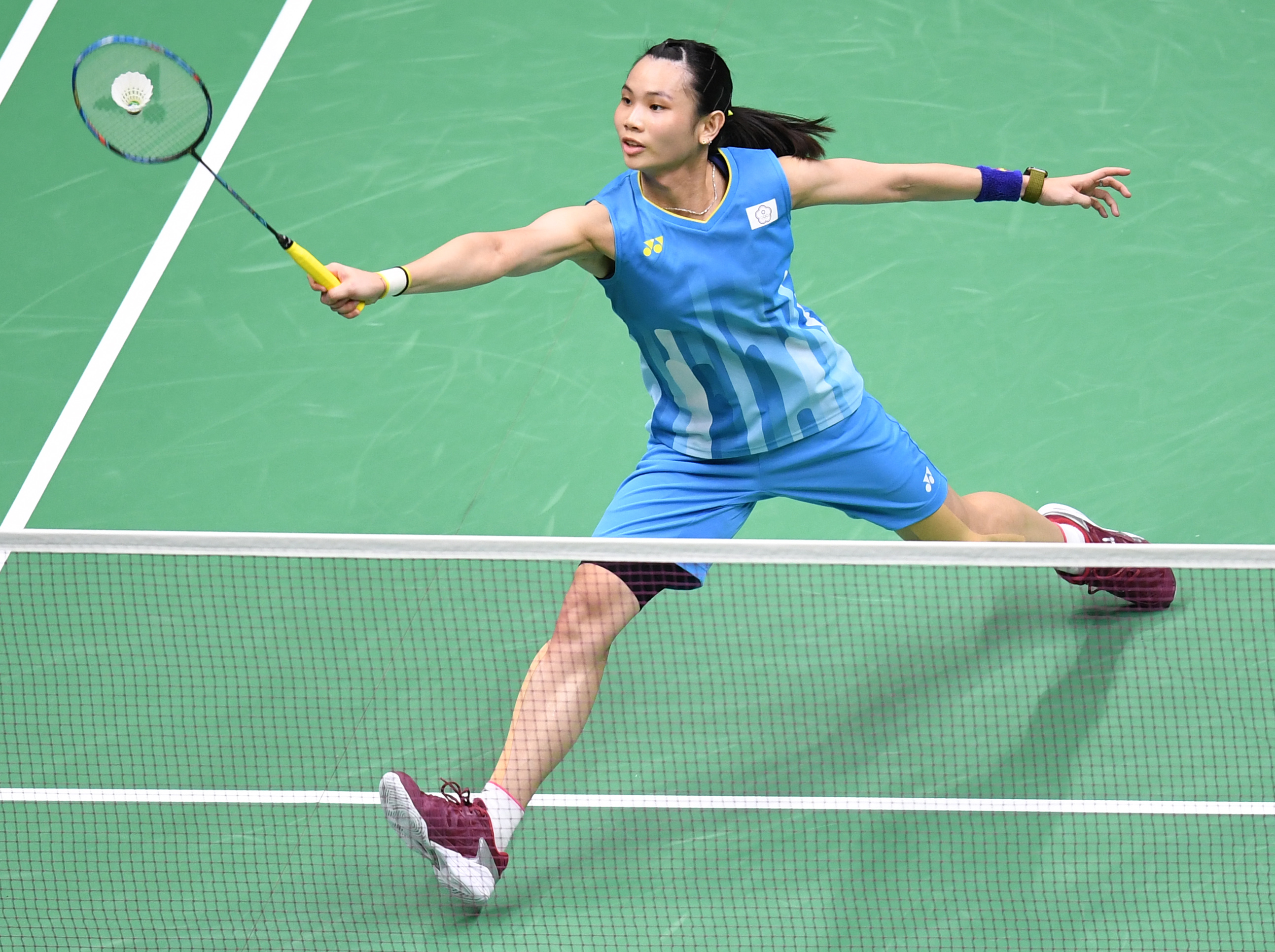 开云体育下载-英格兰羽毛球队险胜韩国羽毛球队，戴资颖高光表现的简单介绍