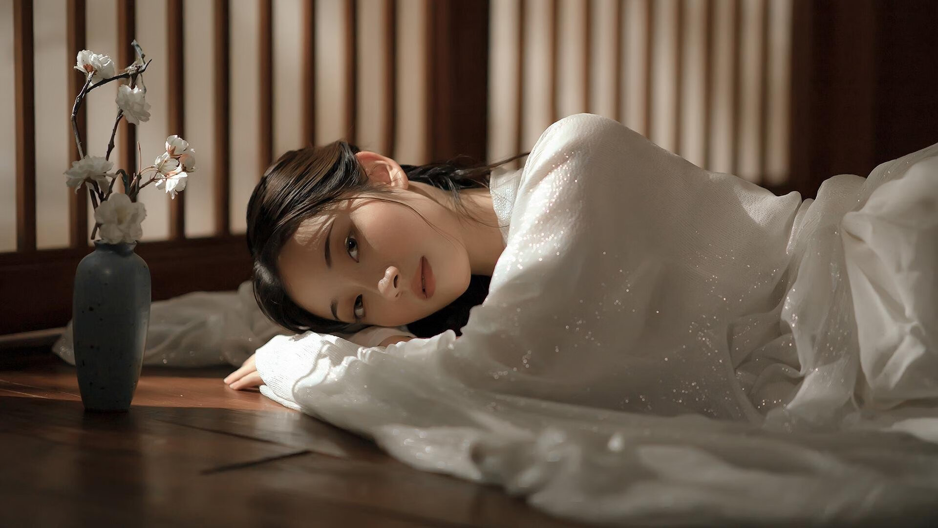 开云体育下载-季后赛抢七之夜，老詹化身风暴巨锤，撕裂历史最坚固防线！