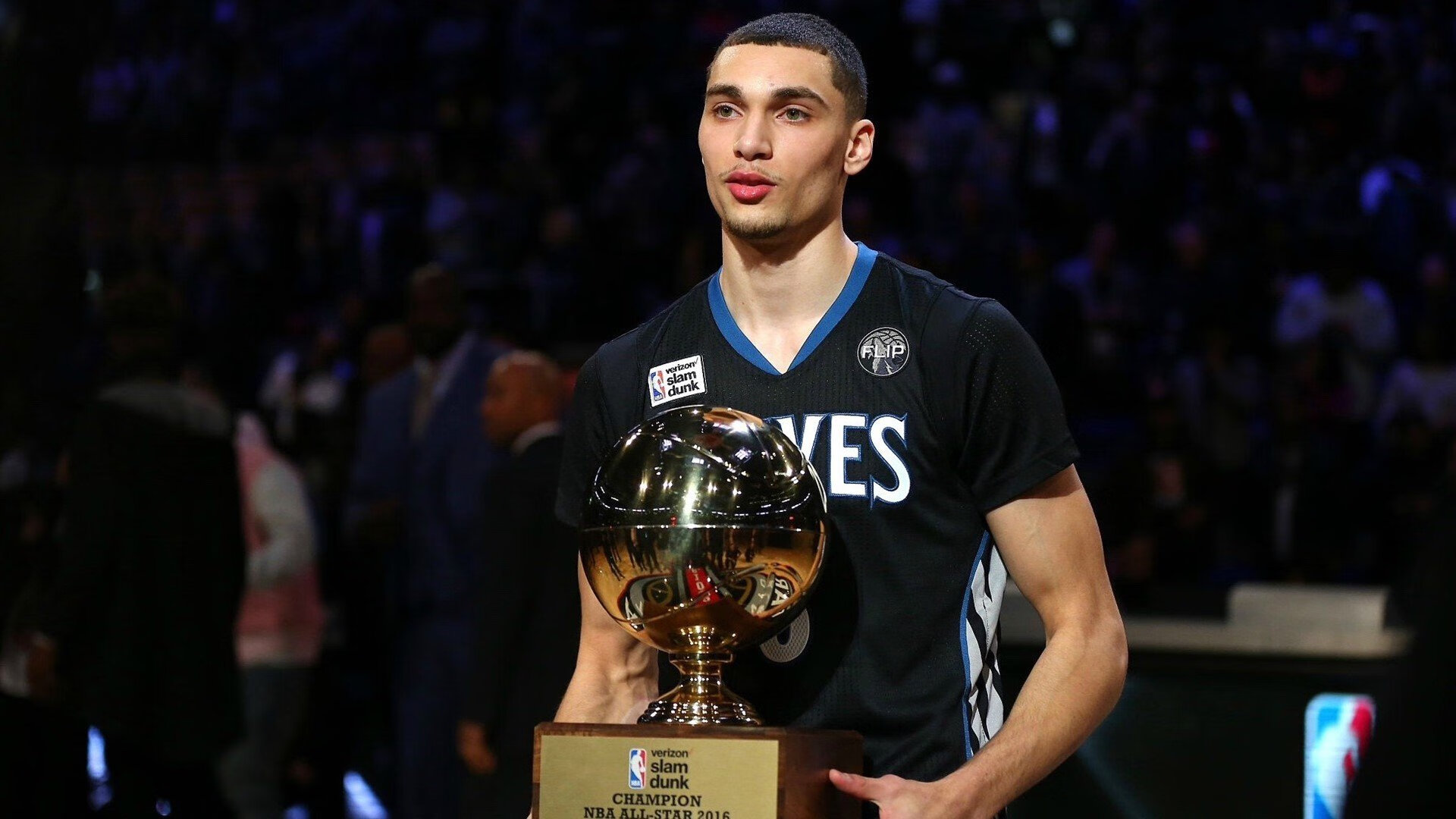 开云体育官网-文班亚马稳定输出不掉线，上海队速胜广东队