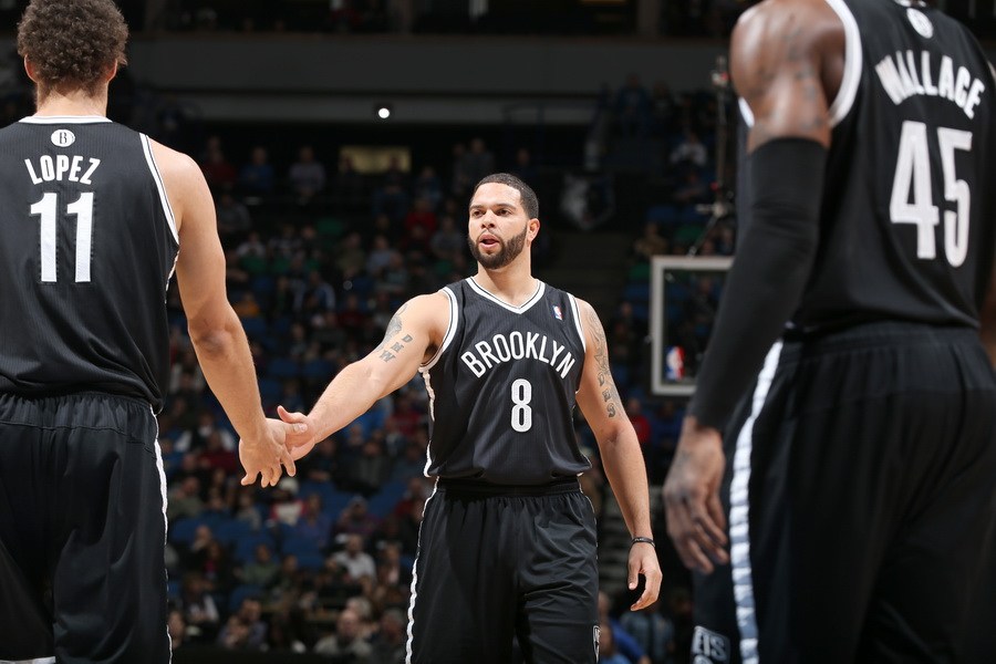 开云APP-篮网狂胜森林狼,克莱关键回合不手软